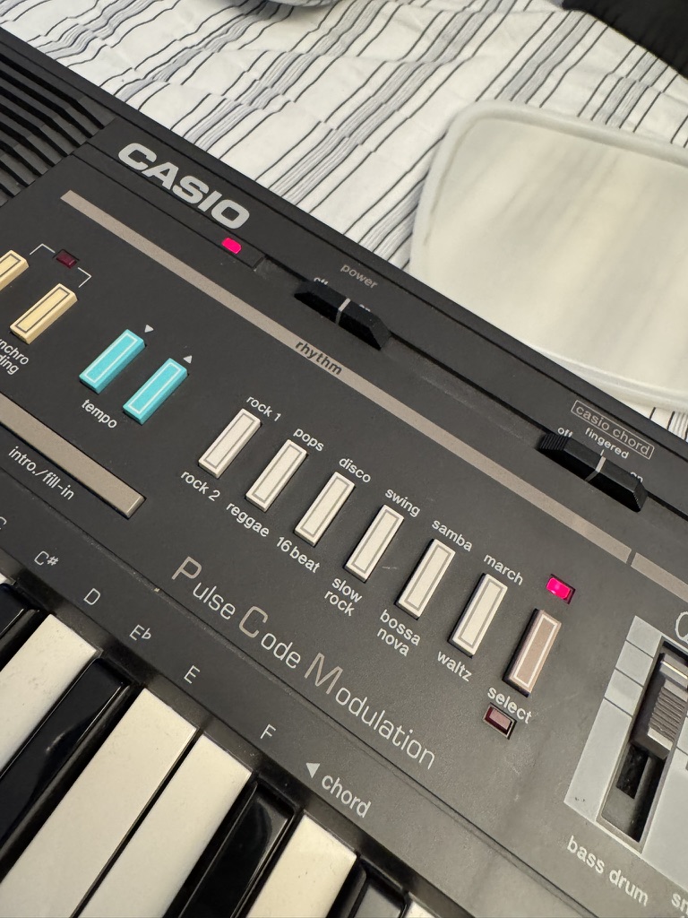 HOWTO: Casio MT-205 går inte på batteri, enkel lagning!